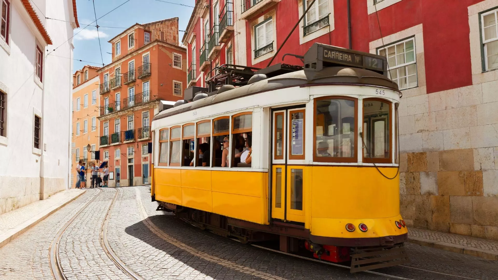 Tramvay nedir? Tramvay kullanan kişiye ne denir?